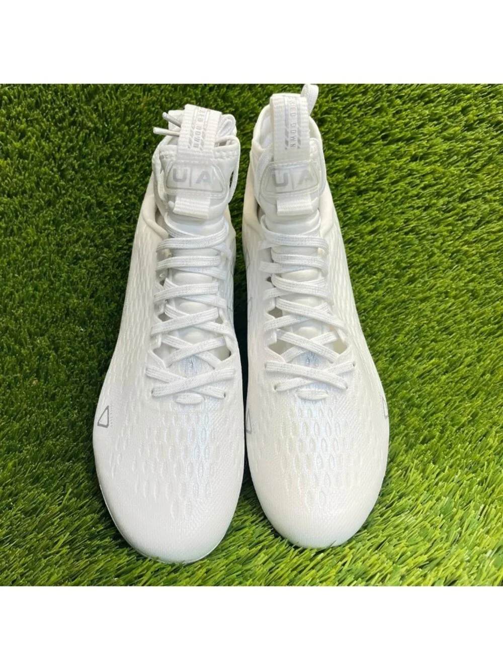 Under Armour Spotlight Lux MC 2.0 Mens Size 9.5 Triple White Football Cleats